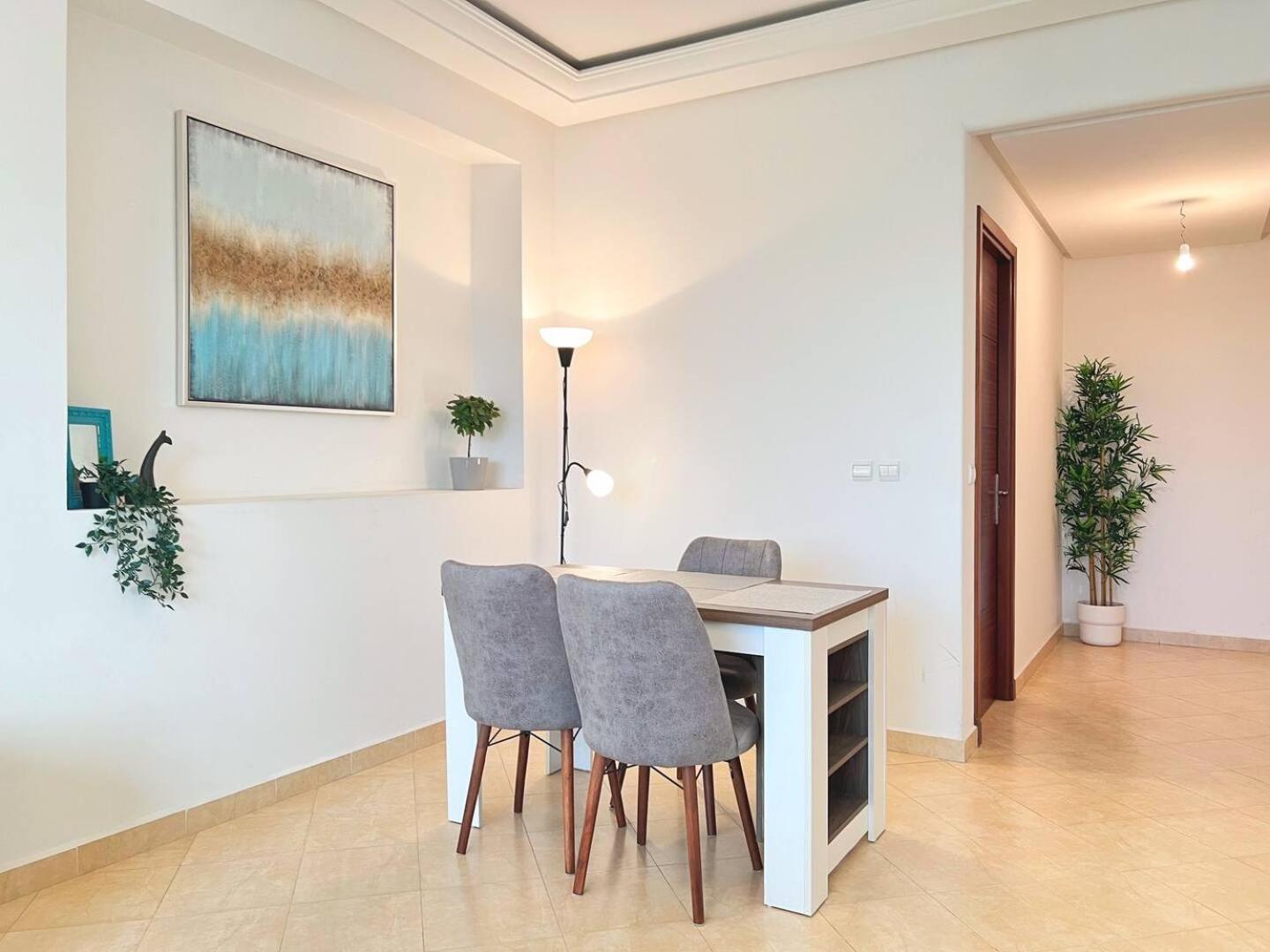 Cosy & Convenient 2-Bed Apartment In Playa طنجة المظهر الخارجي الصورة